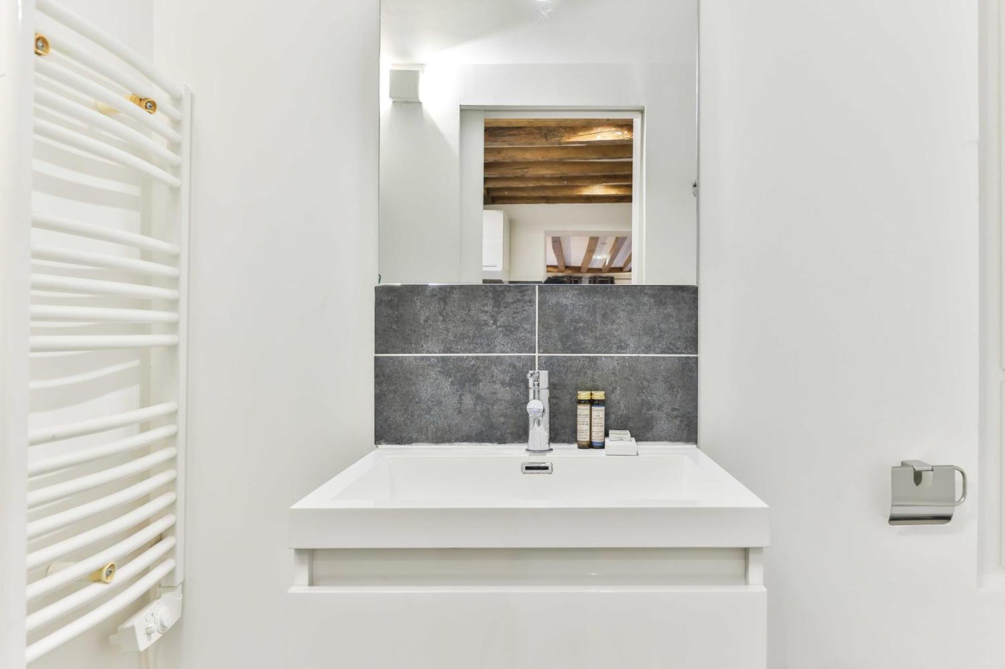 Dazzling Studio Caire Paris Exterior photo